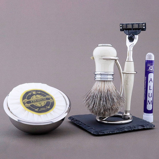 Haryali's Victoria Range Shaving Kit