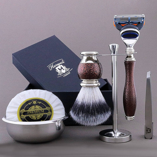 Haryali's Vase Range Shaving Kit