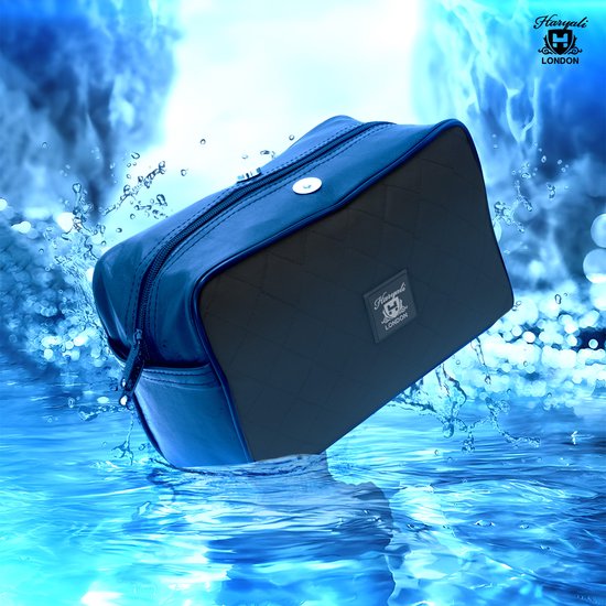 Black Toiletry Bag For Easy Travel - HARYALI LONDON