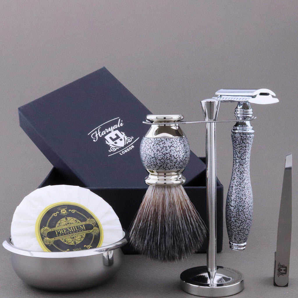Haryali's Vase Range Shaving Kit
