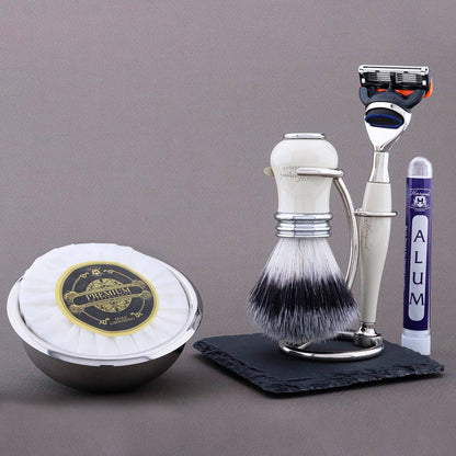 Haryali's Victoria Range Shaving Kit - HARYALI LONDON