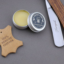 Load image into Gallery viewer, Haryali&#39;s Wooden Straight Razor Kit