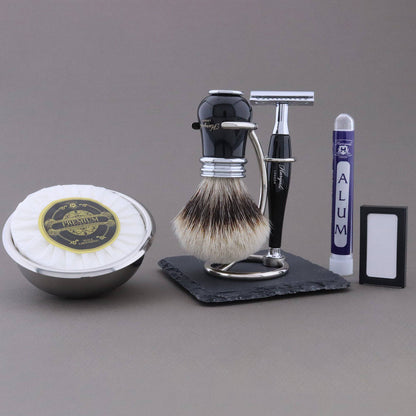 Haryali's Victoria Range Shaving Kit 