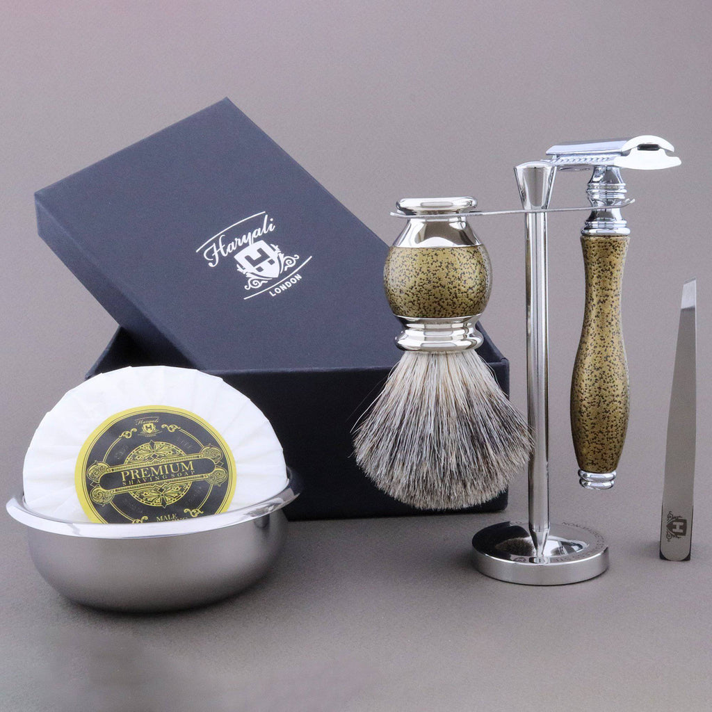 Haryali's Vase Range Shaving Kit 